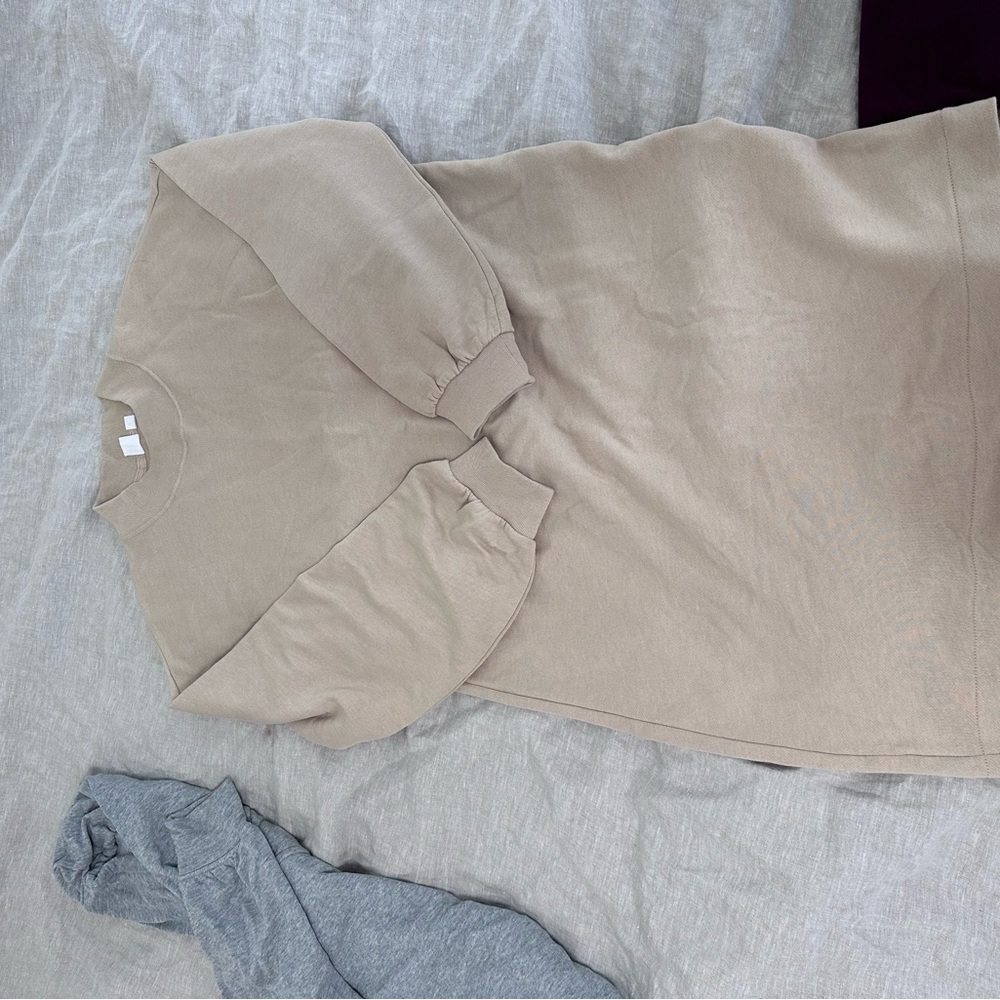Gap long sweatshirt dress. New without tag